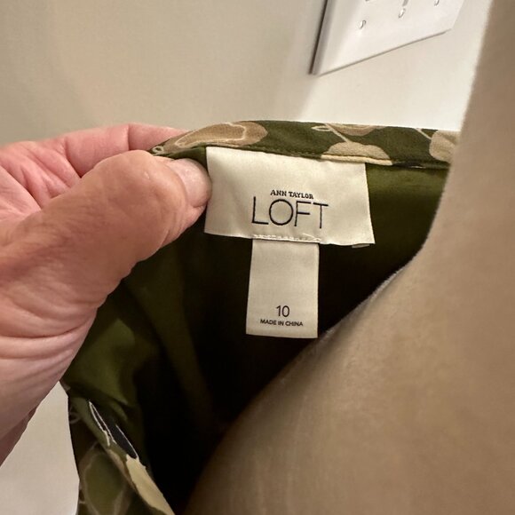 Loft Skirt - Green with Cream & Navy Design - Size 10 - Picture 4 of 4